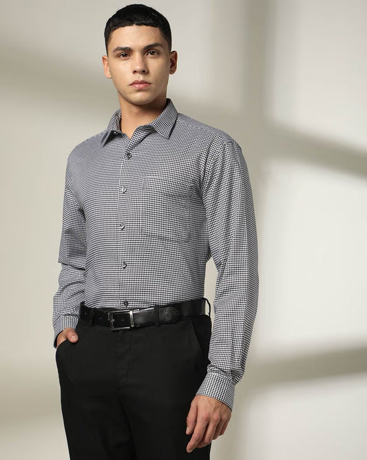 Men's Comfort Cutaway Collar with Houndstooth Print | Rich Giza Cotton Fabric | Business Casual Shirt