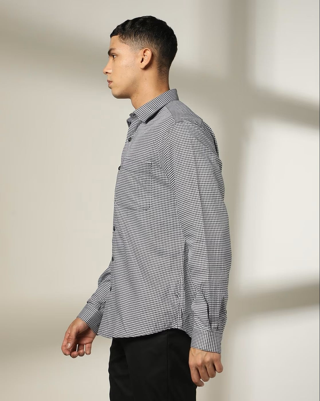 Men's Comfort Cutaway Collar with Houndstooth Print | Rich Giza Cotton Fabric | Business Casual Shirt